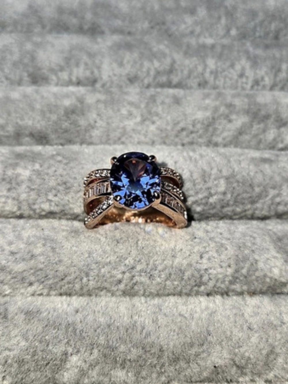 New Size 5 Light Tanzinite Cubic Zirconia Rose Gold Plated Bomb Party Ring